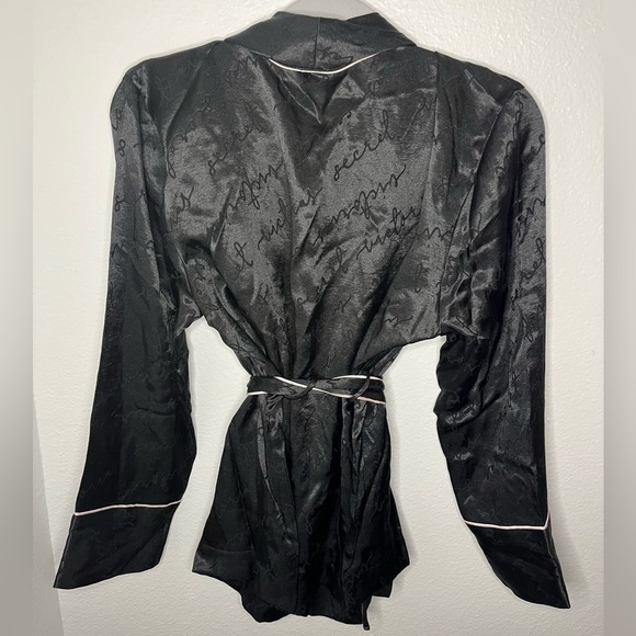 Victoria’s Secret Black Satin Script Robe – Size L/XL (NWT) - Picture 5 of 6